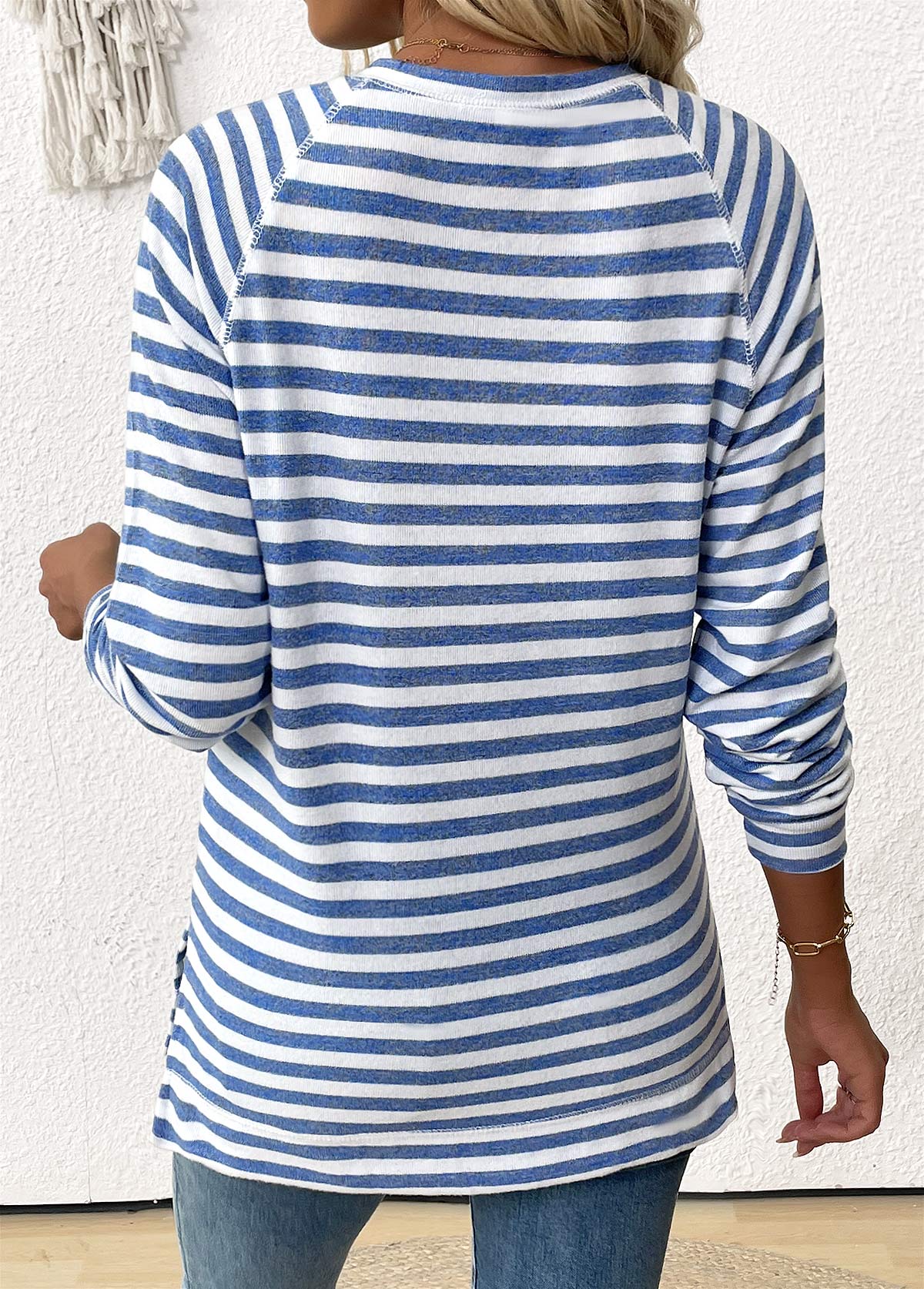 MODLILY DESIGN
Light Blue Striped Long Sleeve Round Neck T Shirt