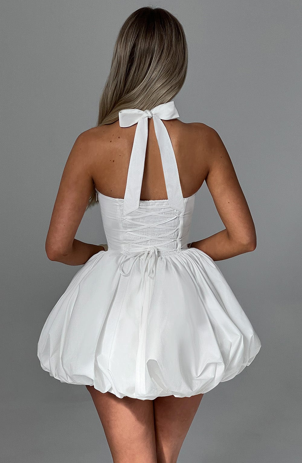 #color_White