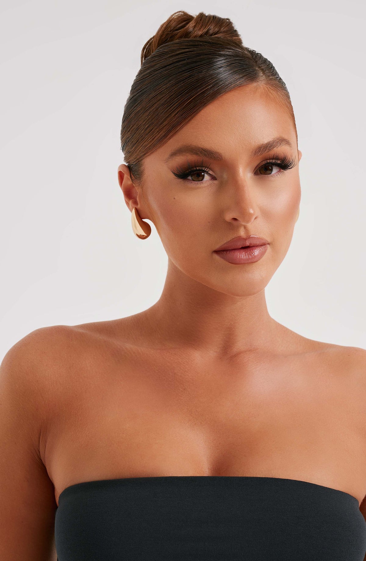 TINY EARRINGS