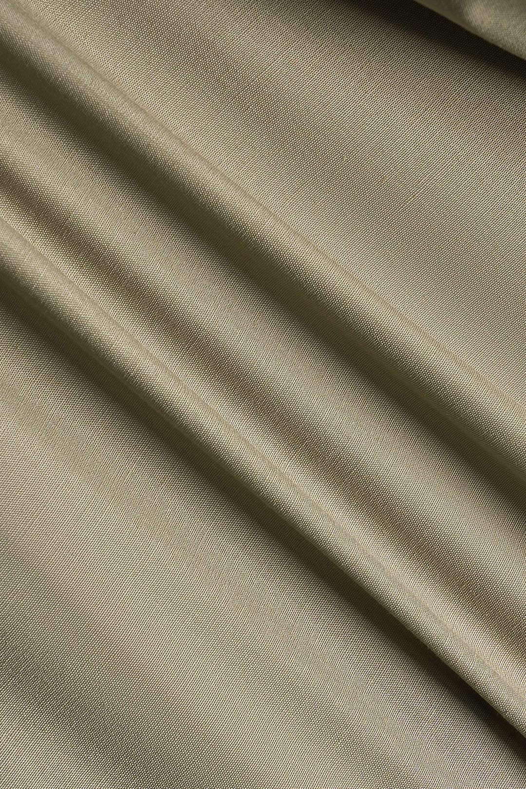 #Color_Khaki