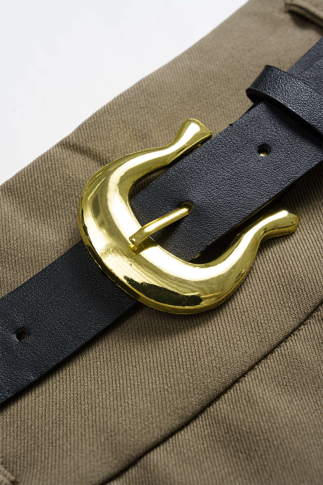 #Color_Khaki