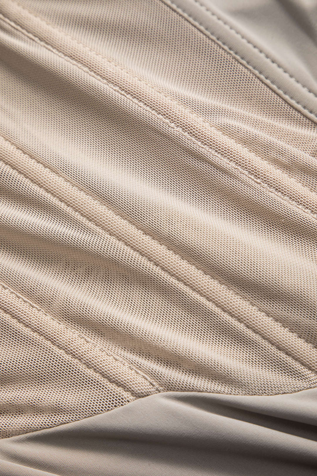 #Color_Beige