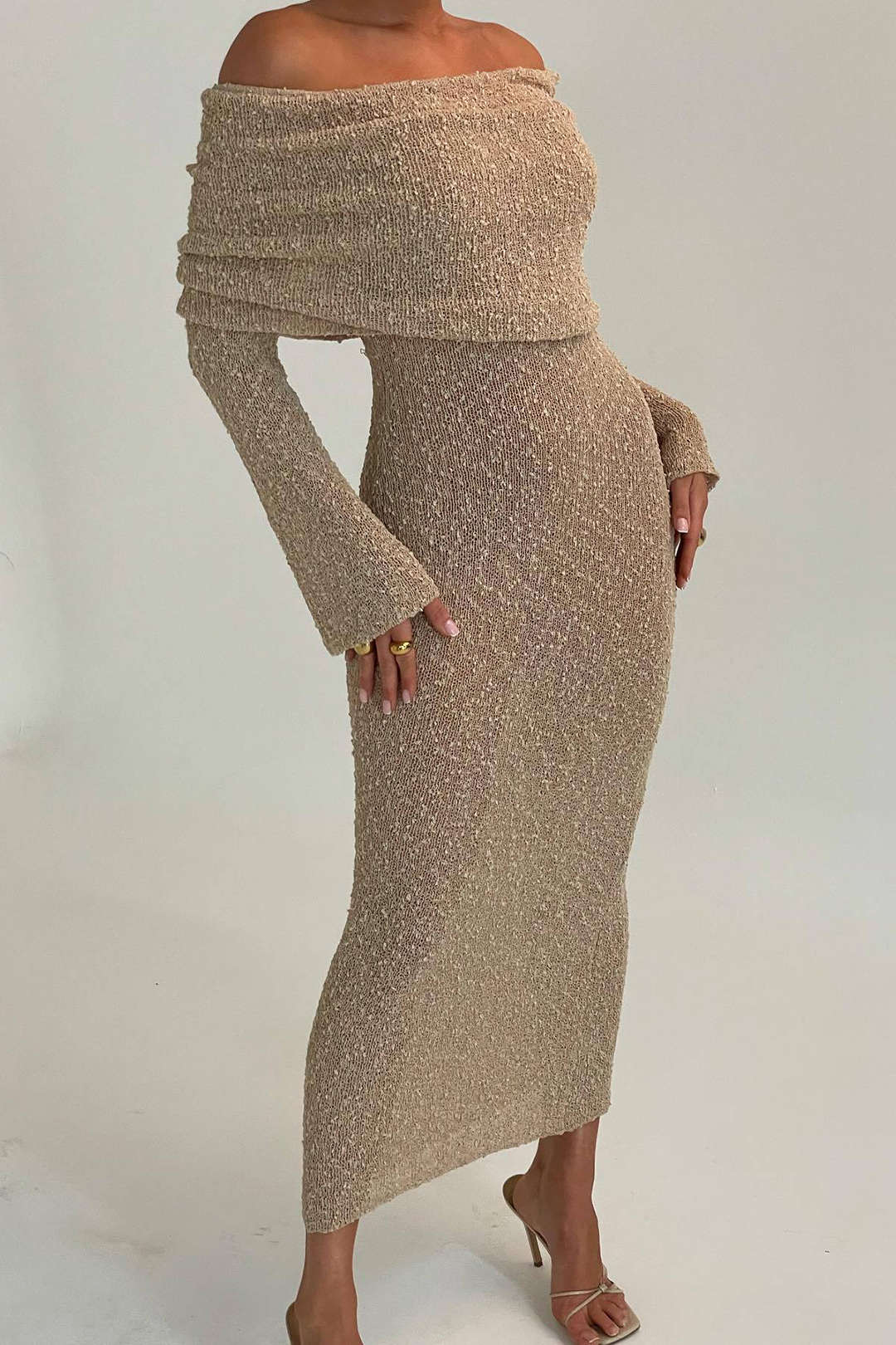 #Color_Beige