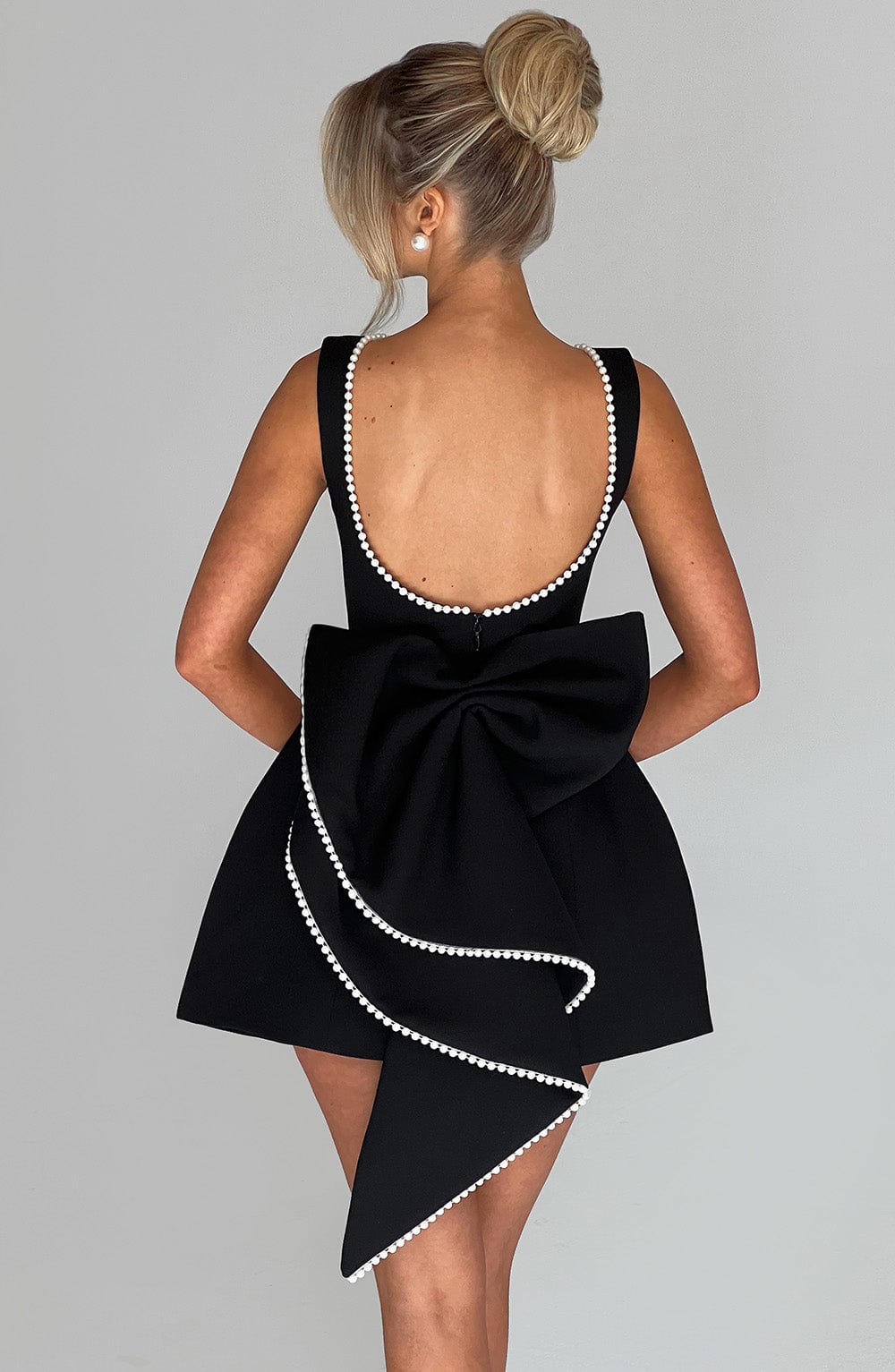  #color_Black