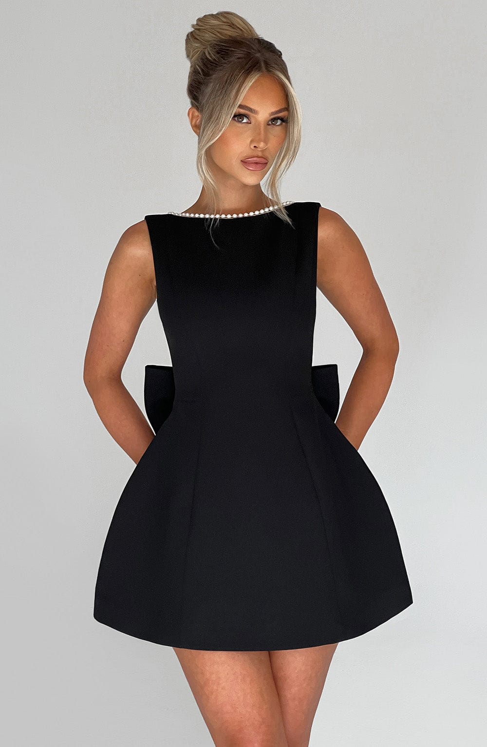  #color_Black