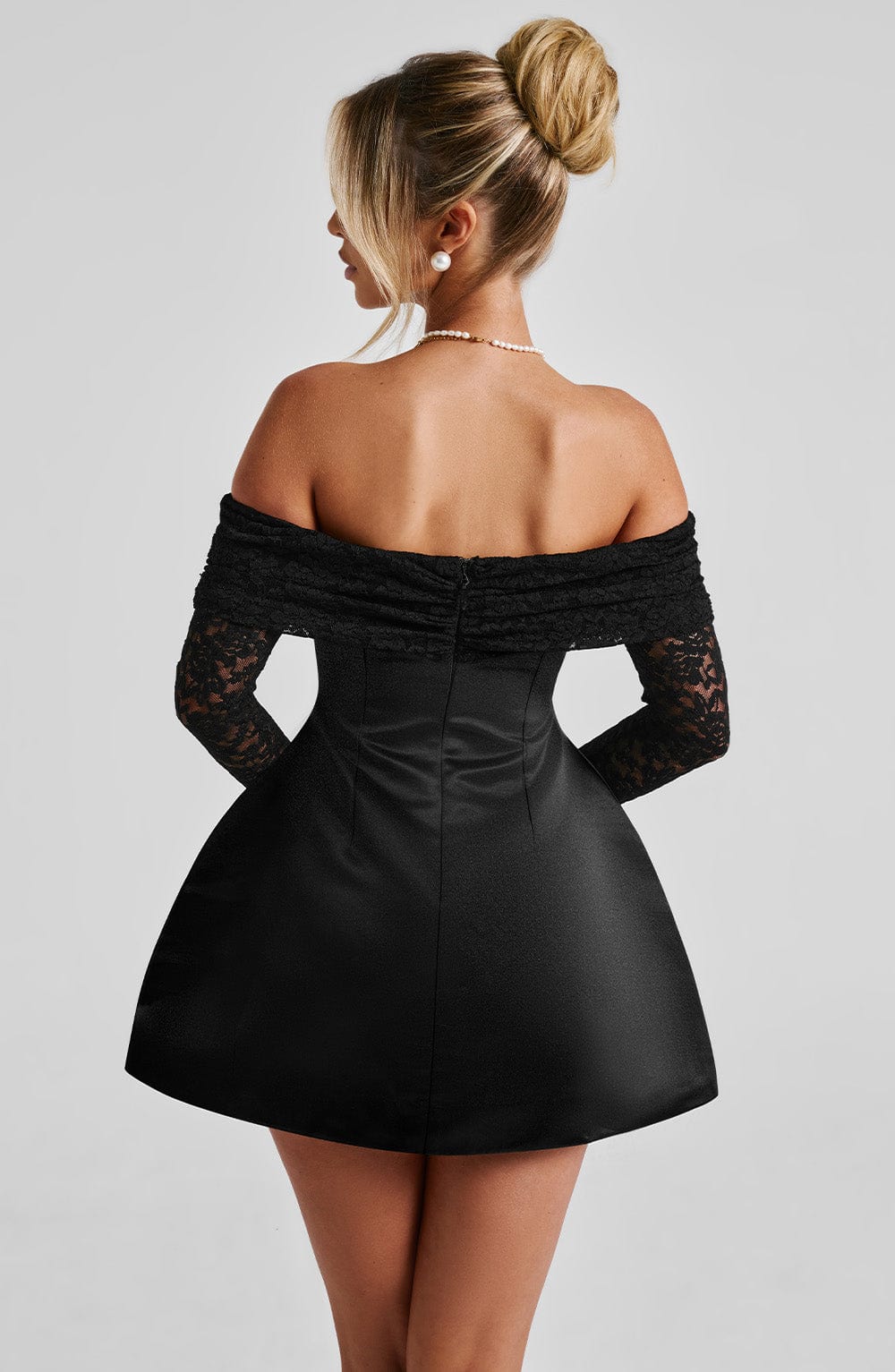  #color_Black