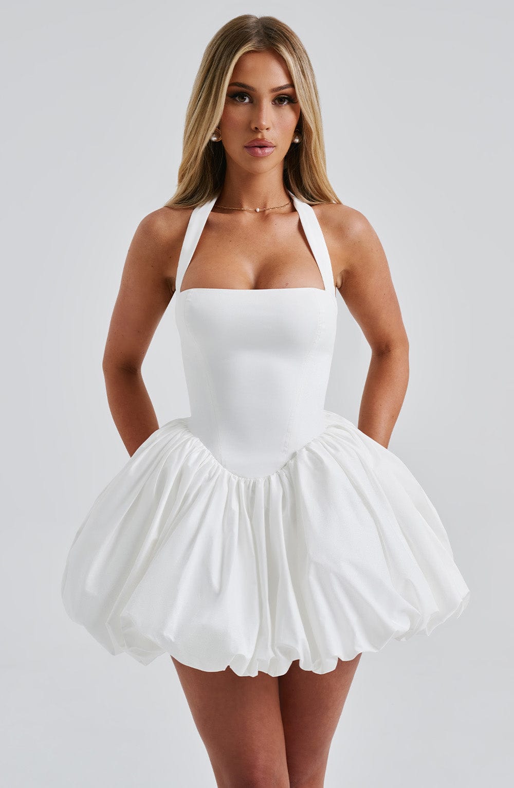 #color_White